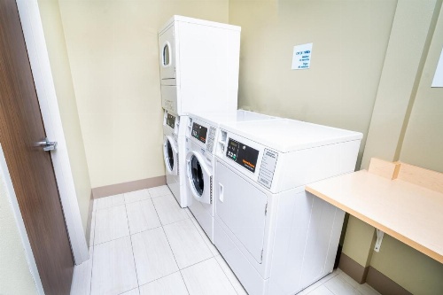 Holiday Inn Express & Suites Las Vegas I-215 S Beltway image 12