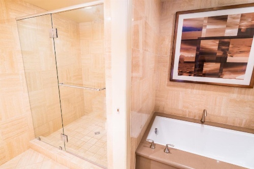 Holiday Inn Express & Suites Las Vegas I-215 S Beltway image 24